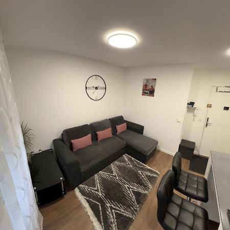 Апартаменты 2 Pieces Proche Du Centre Paris 15 Min Росны-Соус-Боис Экстерьер фото